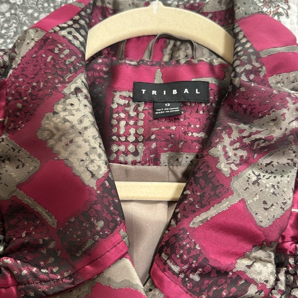 Jacket - Picture 3 of 4